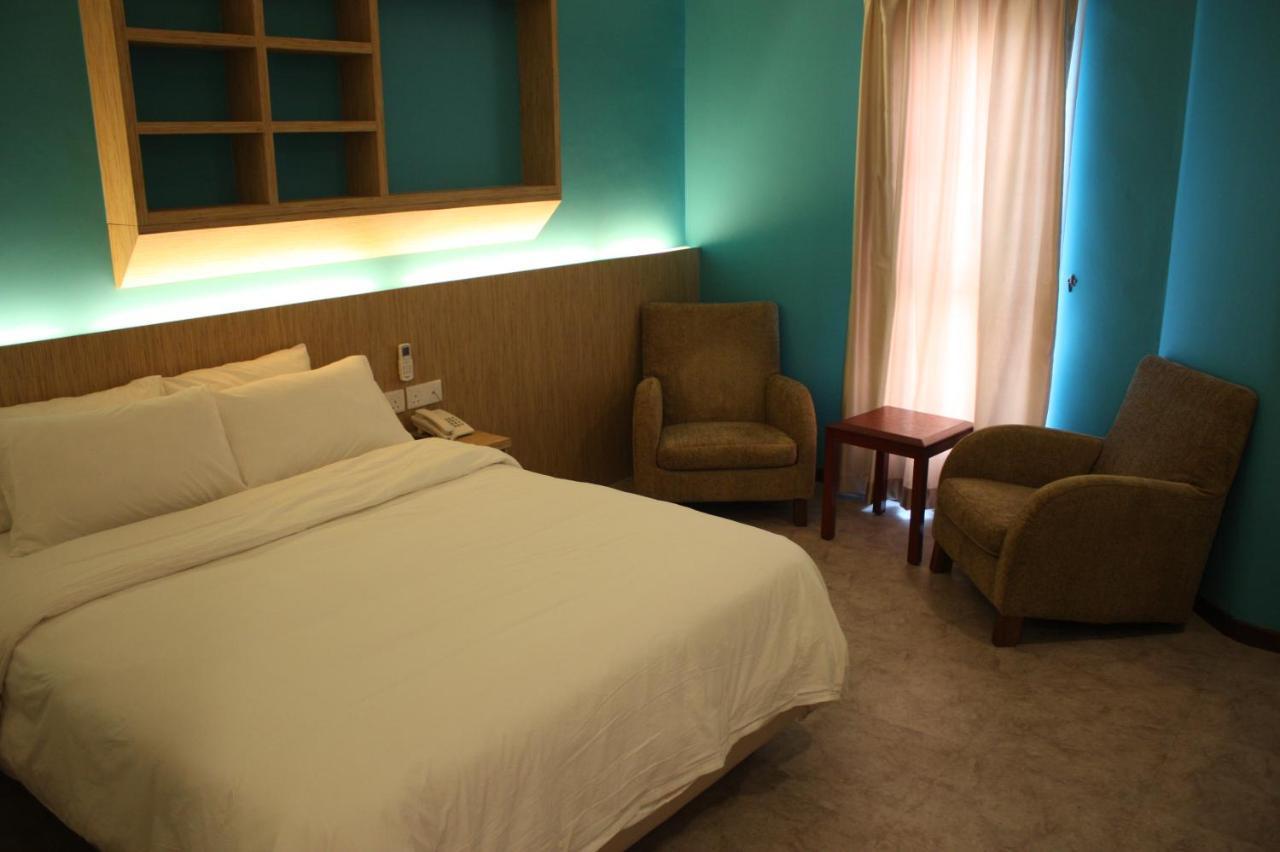 Rs Boutique Hotel Kluang Exterior photo